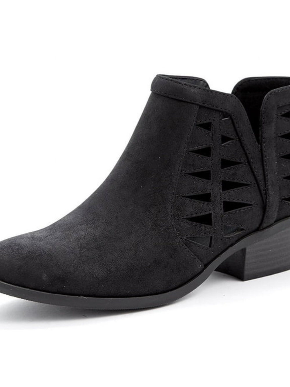 SODA “CHANCE” BLACK CUT OUT OPEN SIDE FASHION WESTERN STACK HEEL ANKLEBOOTIE 7.5